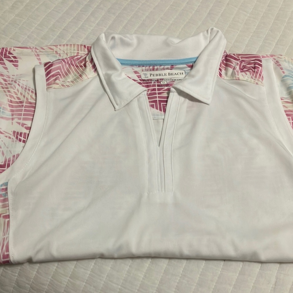 Two piece sport outfit